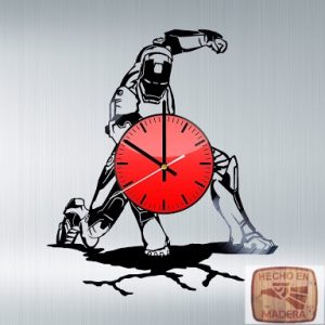 Reloj Iron Man rompiendo el suelo 0359