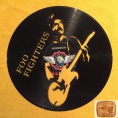 Reloj Foo Fighters tocando la guitarra  0674