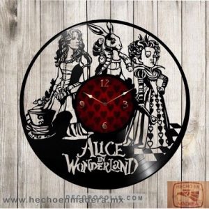 Reloj Alicia en el Pais de las Maravillas Personajes 1207